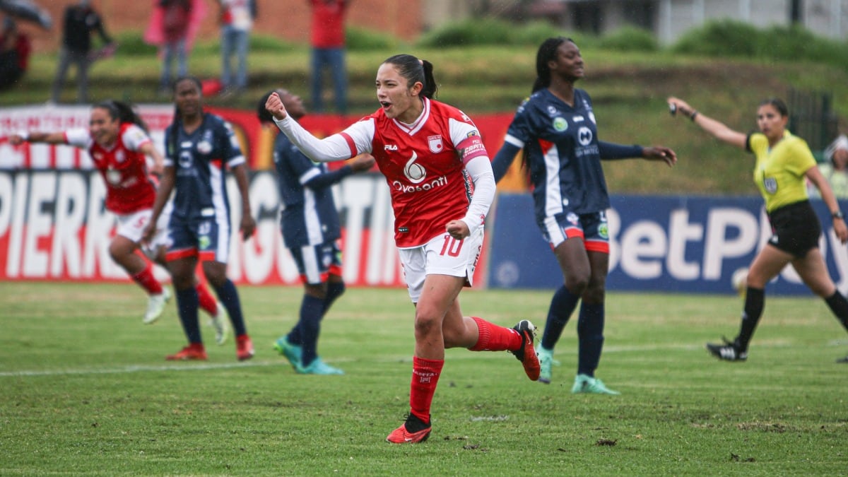 Independiente Santa Fe es finalista de la Liga Femenina y va por otra estrella